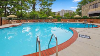 Best Western Fairfax City - image 6