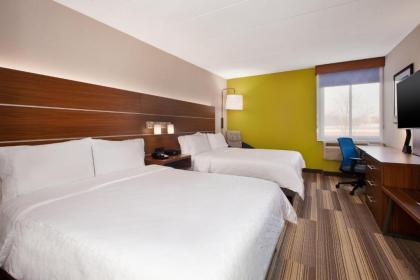 Holiday Inn Express Fairfax-Arlington Boulevard an IHG Hotel - image 16