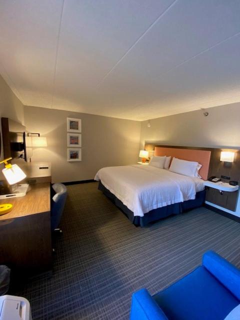 Hampton Inn Fairfax City - image 4