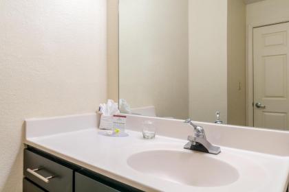 Candlewood Suites Washington-Fairfax an IHG Hotel - image 15