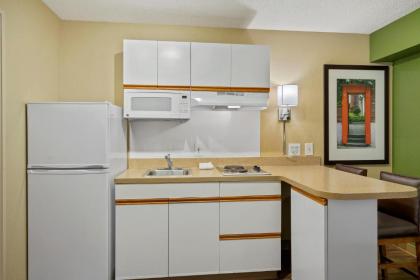 Extended Stay America Suites - Washington DC - Falls Church - Merrifield - image 15