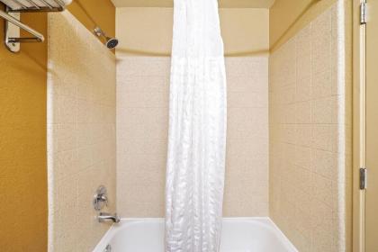 Extended Stay America Suites - Washington DC - Falls Church - Merrifield - image 2