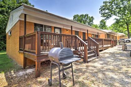 Pet-Friendly Cabin with Designated Boat Slip! - image 11