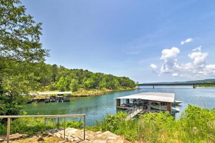 Pet-Friendly Cabin with Designated Boat Slip! - image 8