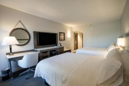 Hampton Inn & Suites Fairfield - image 9