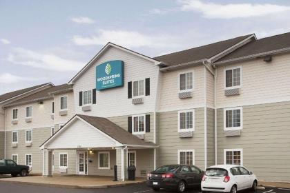 WoodSpring Suites Cincinnati Fairfield - image 3