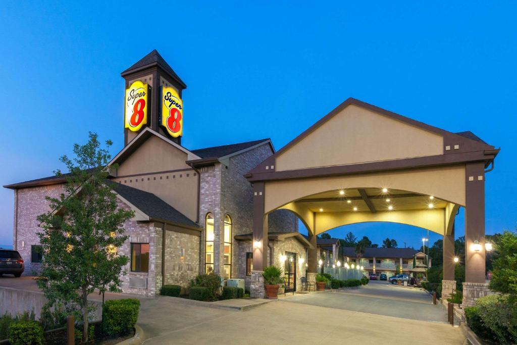 Super 8 by Wyndham Fairfield Tx - main image