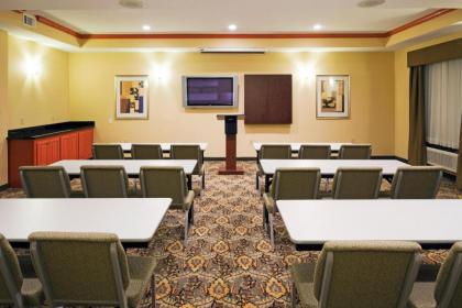 Holiday Inn Express Hotel and Suites Fairfield-North an IHG Hotel - image 13