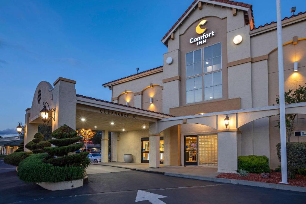 Comfort Inn Cordelia - image 7