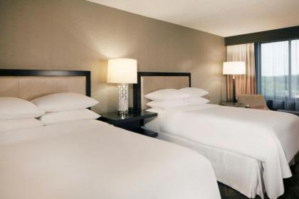 Sheraton Bucks County Langhorne - image 9