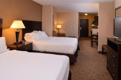 Holiday Inn Express & Suites Fairmont an IHG Hotel - image 14