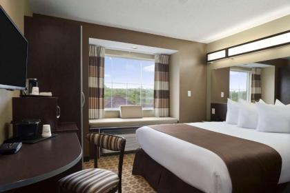 Microtel Inn & Suites Fairmont - image 3