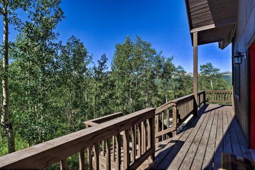 Large Fairplay Cabin with Incredible Views near Breck - image 4