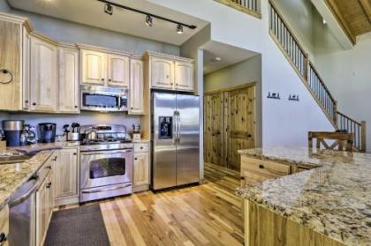 Family-Friendly Home with Game Room and Mtn Views! - image 4