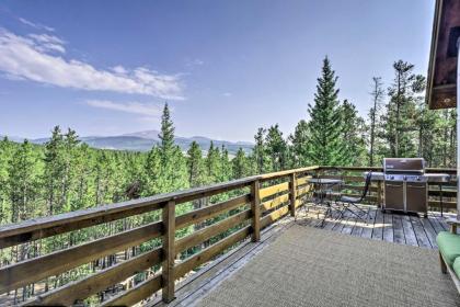 Secluded Mtn Retreat Amazing Views and Hot Tub - image 2