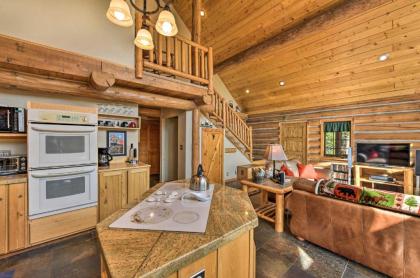 Rustic and Roomy Fairplay Cabin with Hot Tub! - image 9