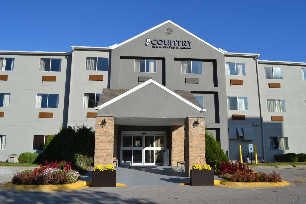 Country Inn & Suites by Radisson Fairview Heights - main image