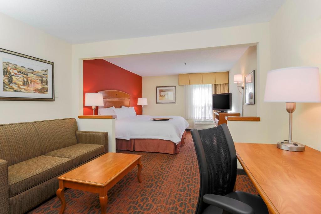 Hampton Inn St. Louis/Fairview Heights - main image