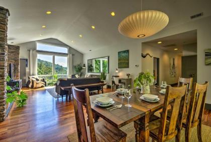 Luxury Lodge on 45 Acres 9 Mi to Dtwn Asheville! - image 8