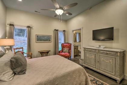 Charming Fairview Home on 40-Acre Horse Farm! - image 14