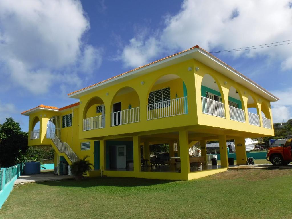 La Casona Beach House - main image