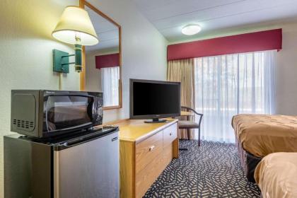 Quality Inn Falconer - Jamestown - image 12