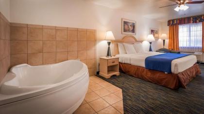 SureStay Hotel by Best Western Falfurrias - image 8