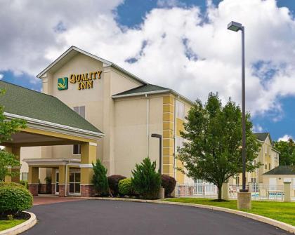 Quality Inn Spring Mills - Martinsburg North - image 5