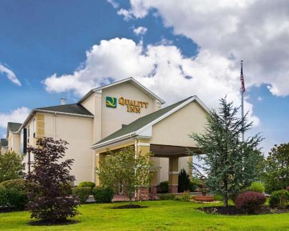 Quality Inn Spring Mills - Martinsburg North - image 8