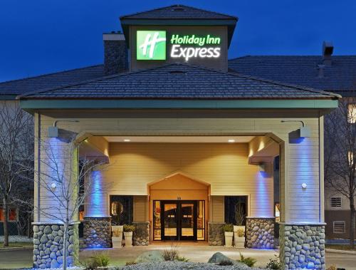 Holiday Inn Express Fallon an IHG Hotel - main image