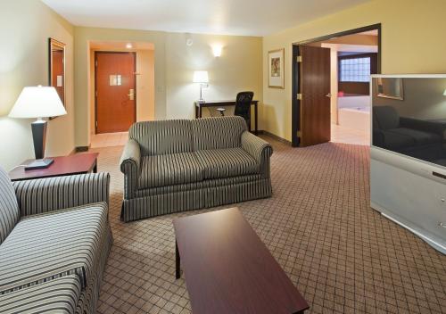 Holiday Inn Express Fallon an IHG Hotel - image 2