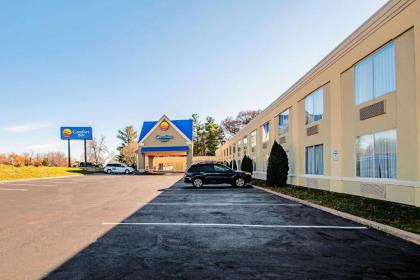 Comfort Inn Arlington Boulevard - image 11