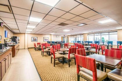 Comfort Inn Arlington Boulevard - image 15