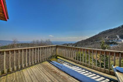 Warm and Cozy Cabin with Deck on Top of the Blue Ridge! - image 15