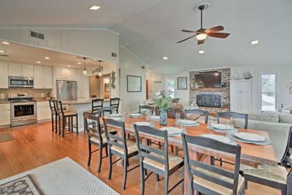 Waterfront Midway Home with Private Dock and Grill! - image 9