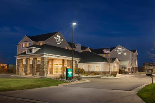 Homewood Suites by Hilton Fargo - main image