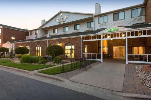 Country Inn & Suites by Radisson Fargo ND - main image