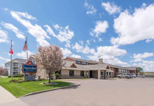 AmericInn by Wyndham Fargo West Acres - main image