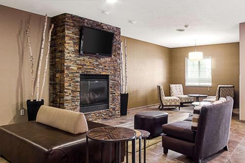 MainStay Suites Fargo - image 4