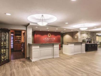 La Quinta Inn & Suites by Wyndham Fargo Medical Center - image 3