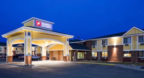 Fargo Inn and Suites - main image