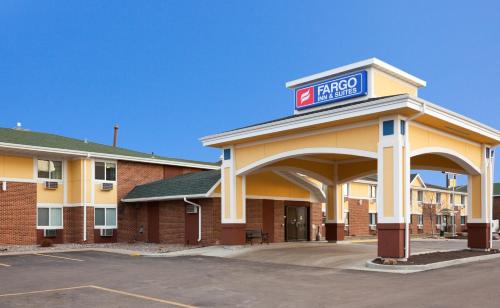 Fargo Inn and Suites - image 2