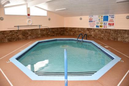 Regency Inn & Suites Faribault - image 5