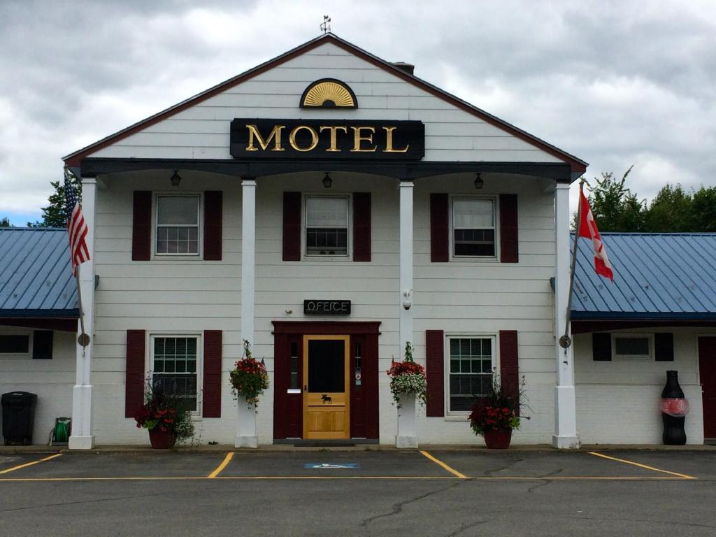 Colonial Valley Motel - main image