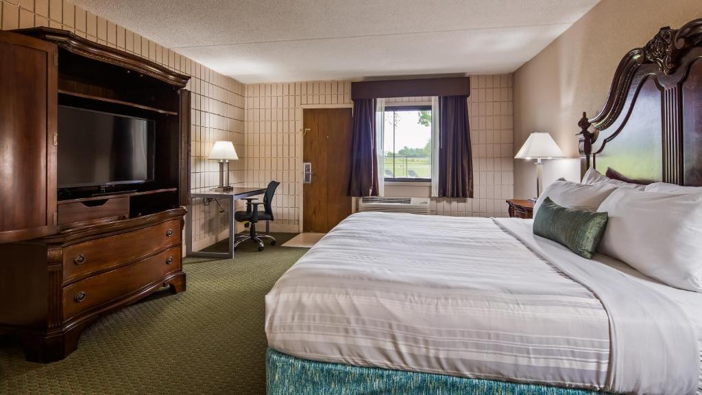 SureStay Plus Hotel by Best Western Farmington - image 5