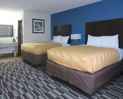 Quality Inn Farmington - image 9