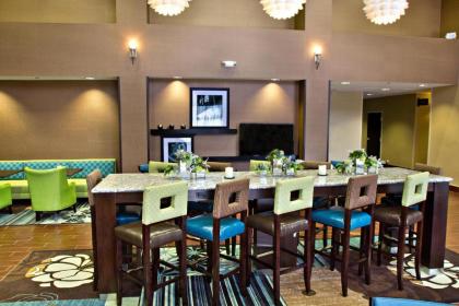 Hampton Inn & Suites Salt Lake City/Farmington - image 7