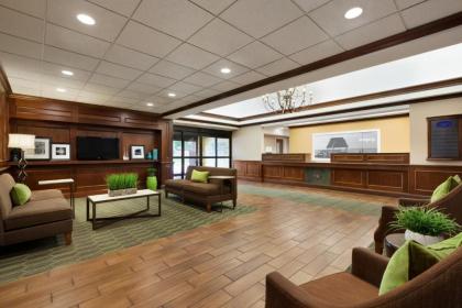 Hampton Inn Long Island-Brookhaven - image 10