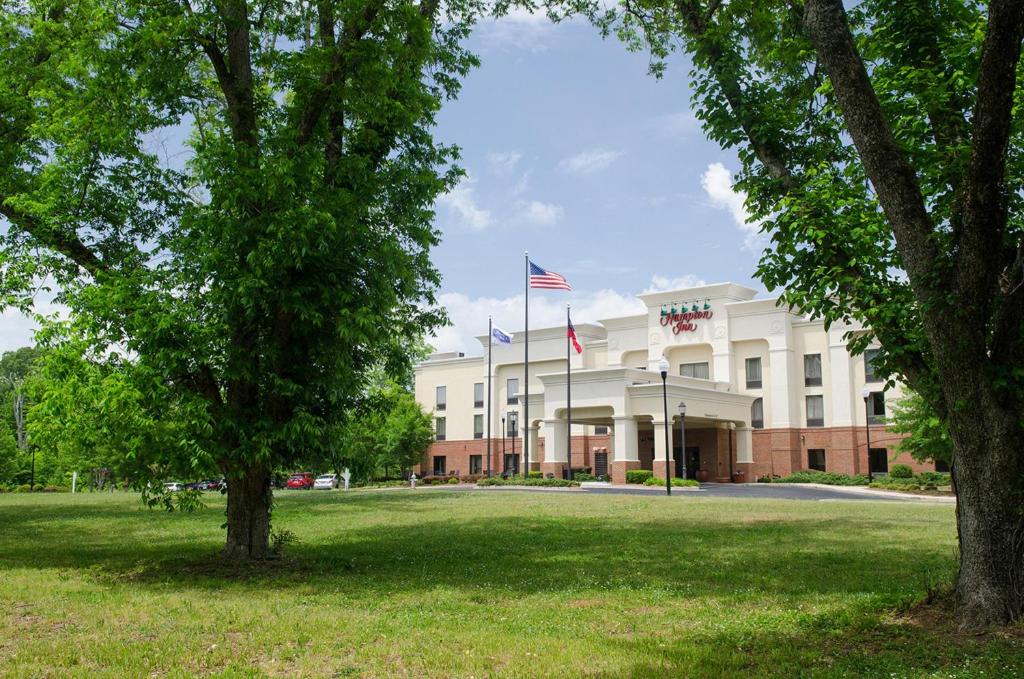 Hampton Inn Fayetteville - main image