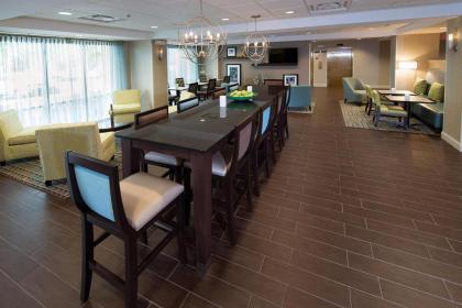 Hampton Inn Fayetteville - image 16